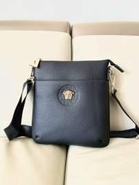 Picture of Versace Mens Bags _SKUfw229782608fw